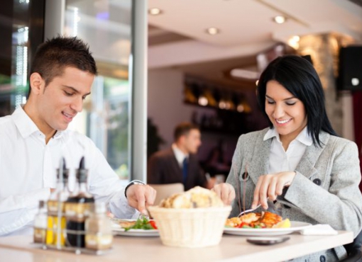 Jak překonat propad v tržbách? 10 tipů pro majitele restauračních a gastro provozů